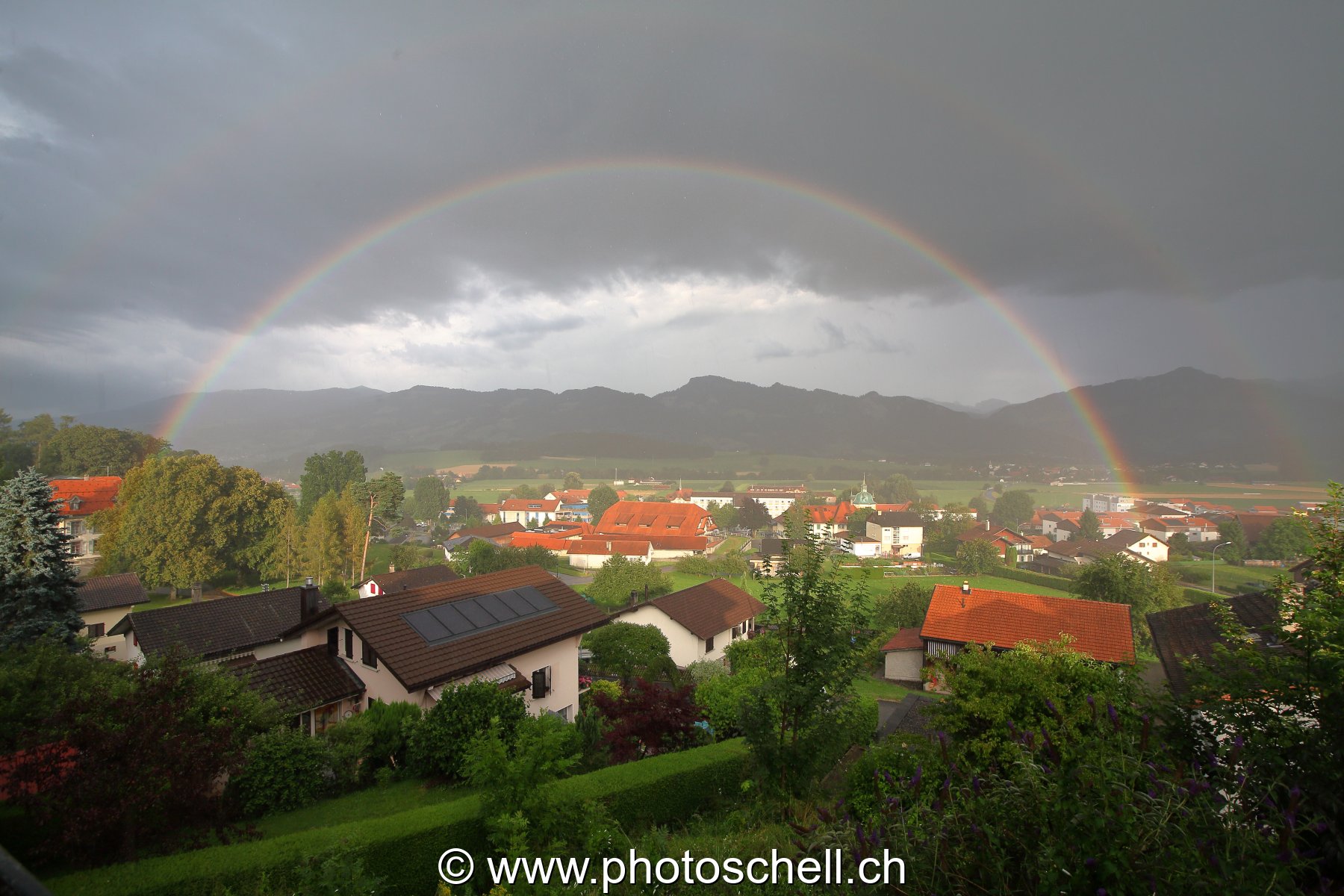 Arc-en-ciel complet