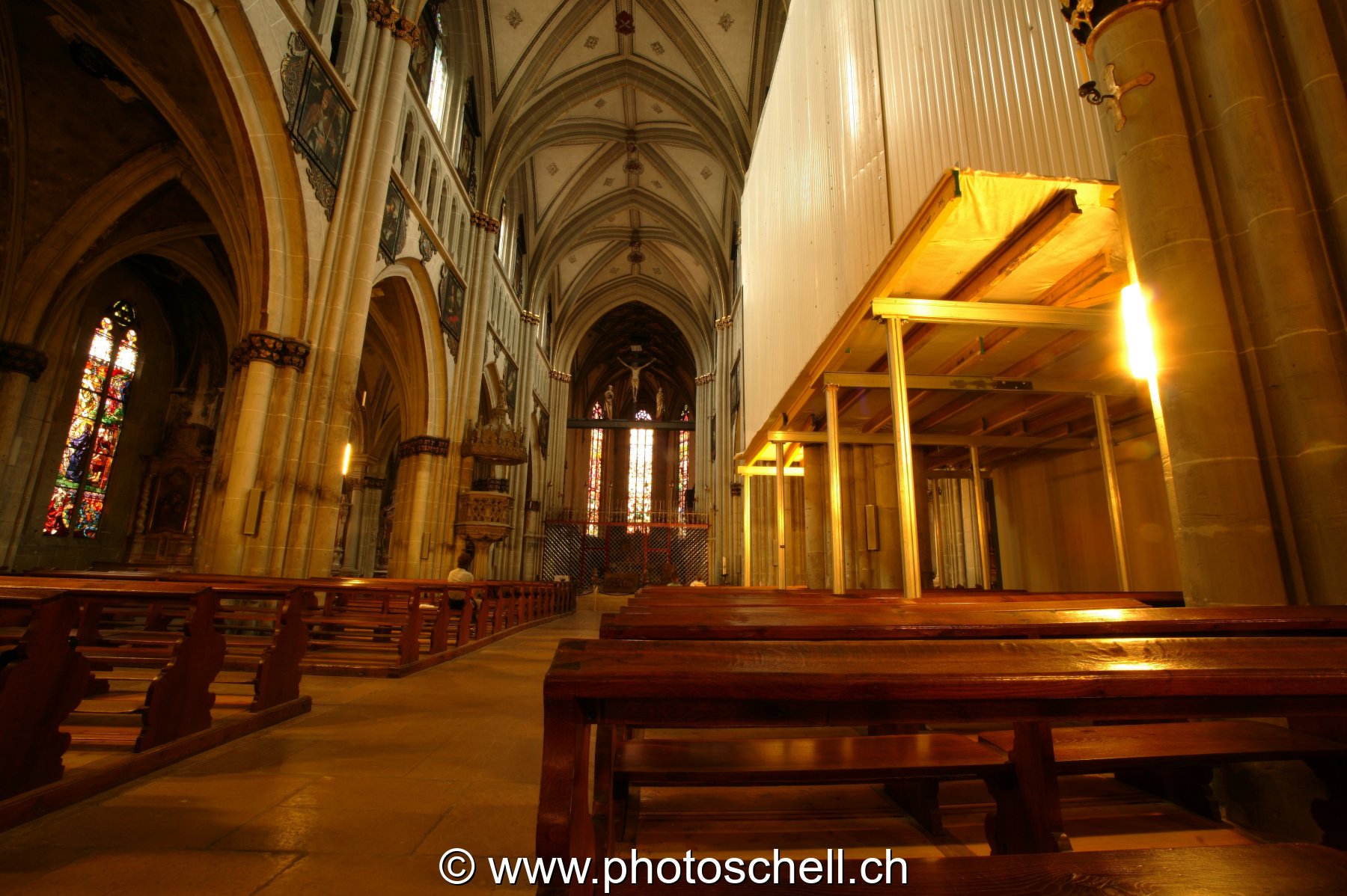 Intérieur de la catédrale de Fribourg