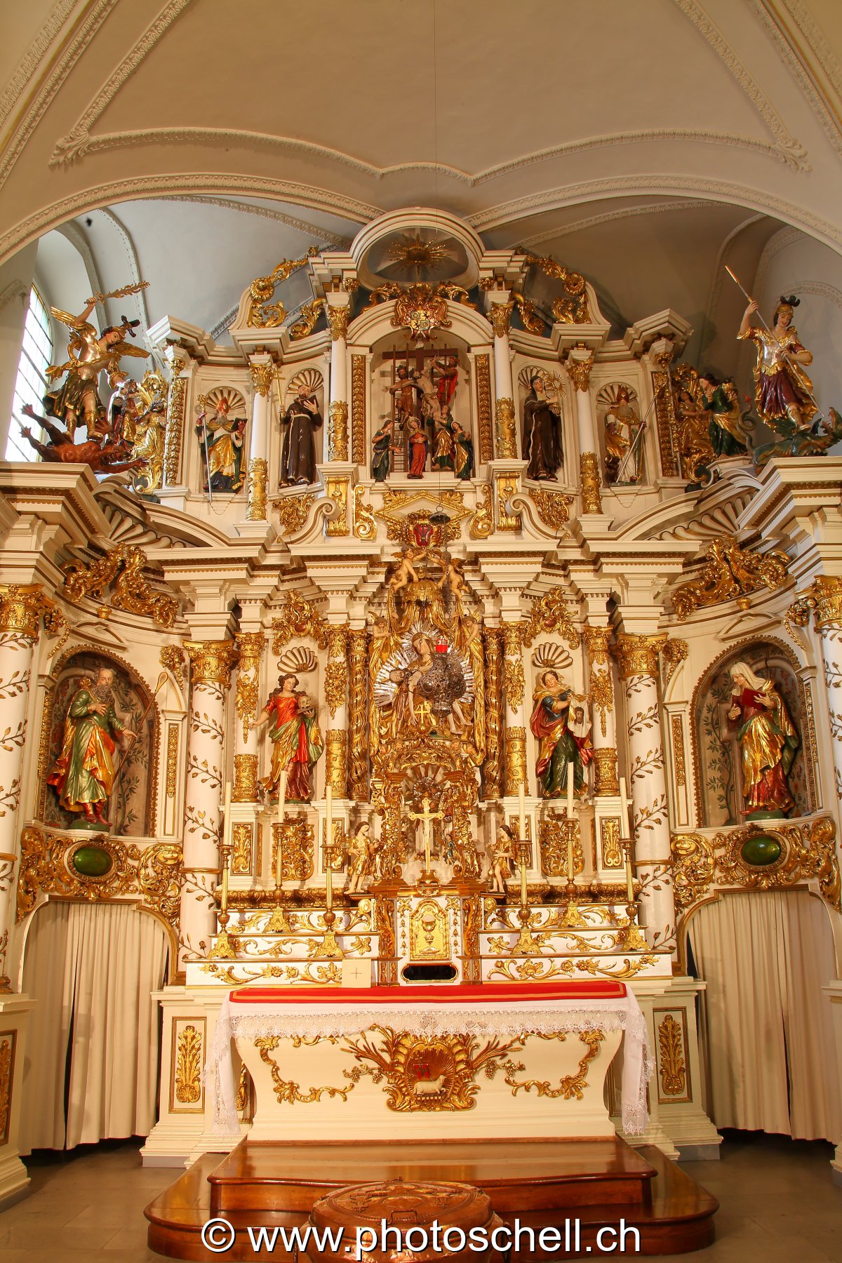 Détails du choeur de l'église