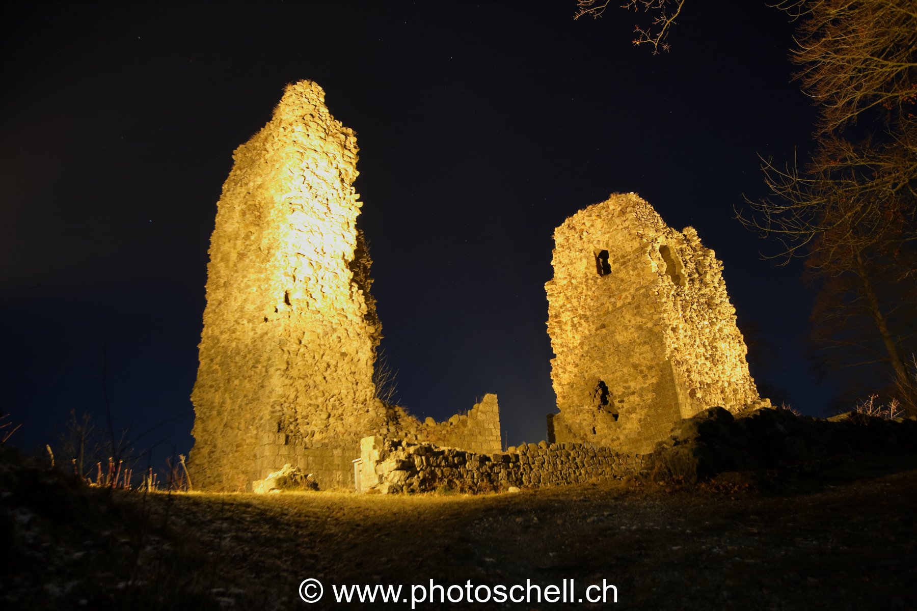 Les ruines sur l'ile d'Ogoz